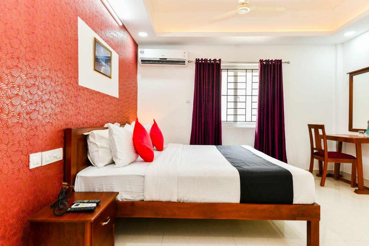 Hotel Hilite Inn Kochi Extérieur photo